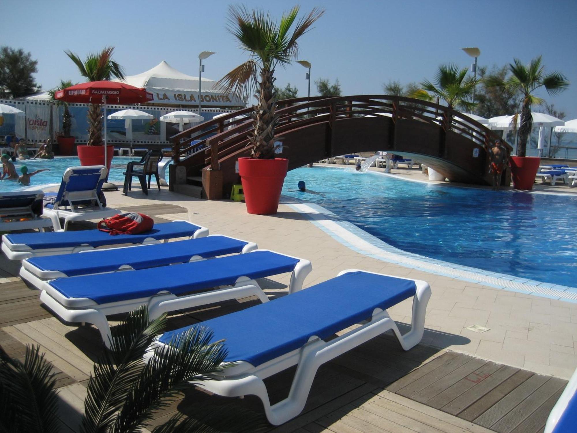La Isla Resort Pontecagnano Faiano Exterior foto